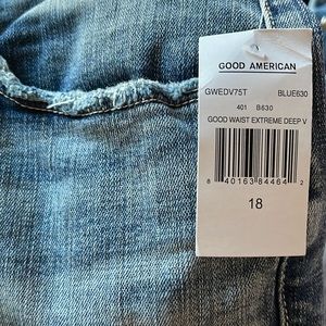 NEW Good American Good Waist Jeans